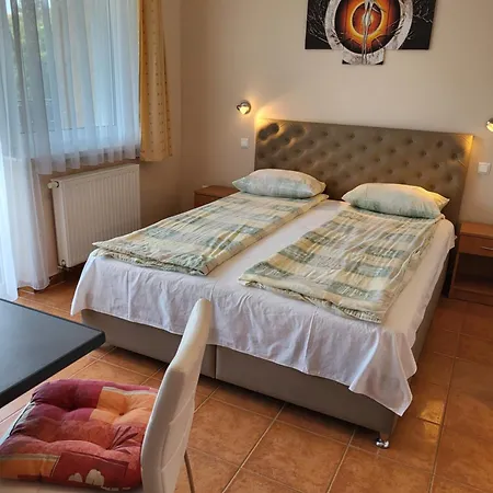 Апартаменты Tip-top Apartmenthouse *