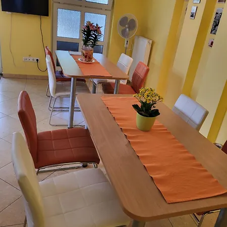 Tip-top Apartmenthouse