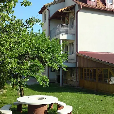 Tip-top Apartmenthouse Appartamento Balatonfüred