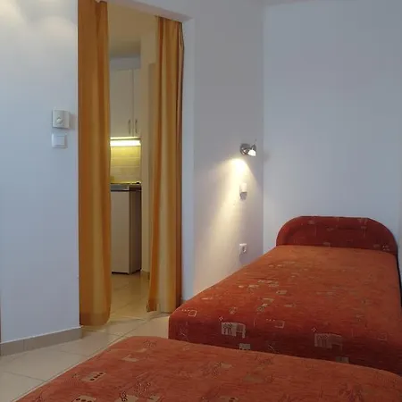 Tip-top Apartmenthouse