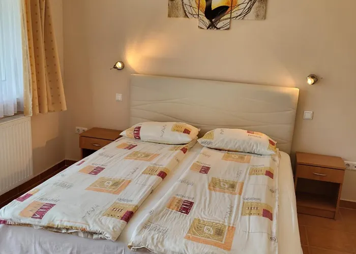 Tip-top Apartmenthouse *